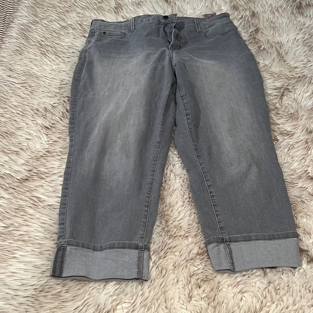 Grey denim crops